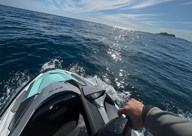 Location Jet Ski avec permis a Bandol